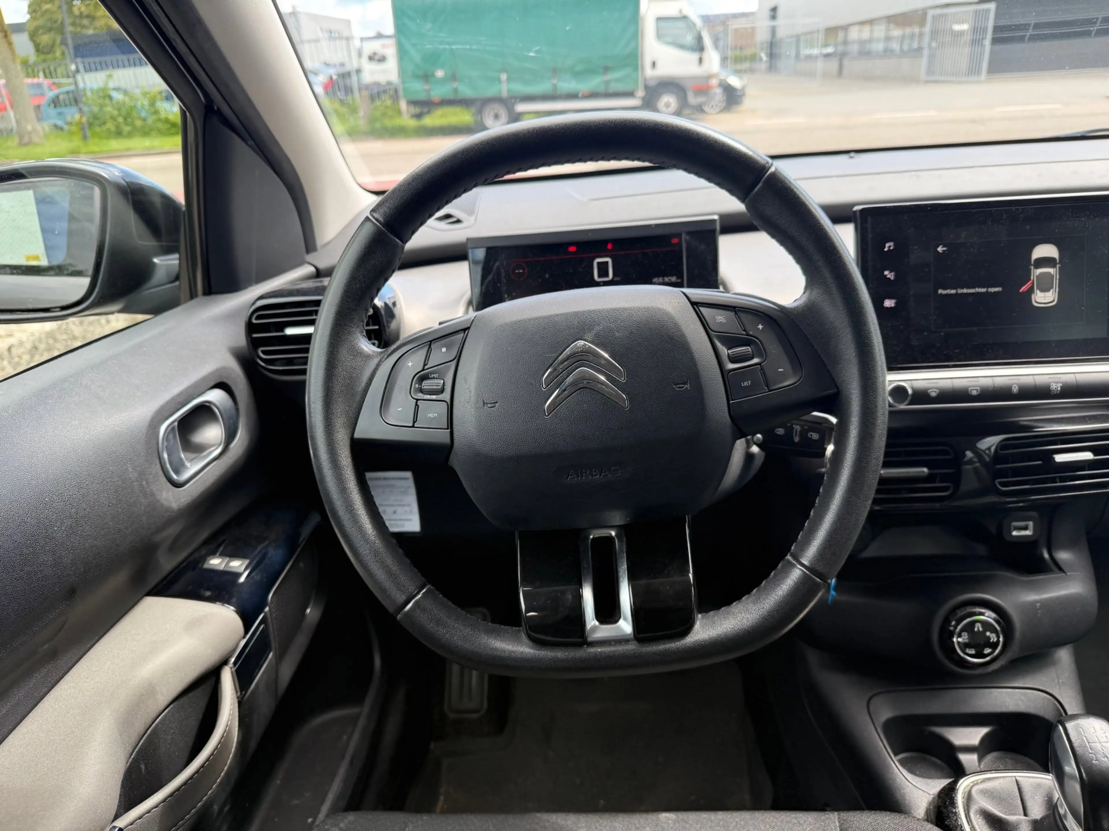 Citroen C4 Cactus 1.2 PureTech Business — photo 11