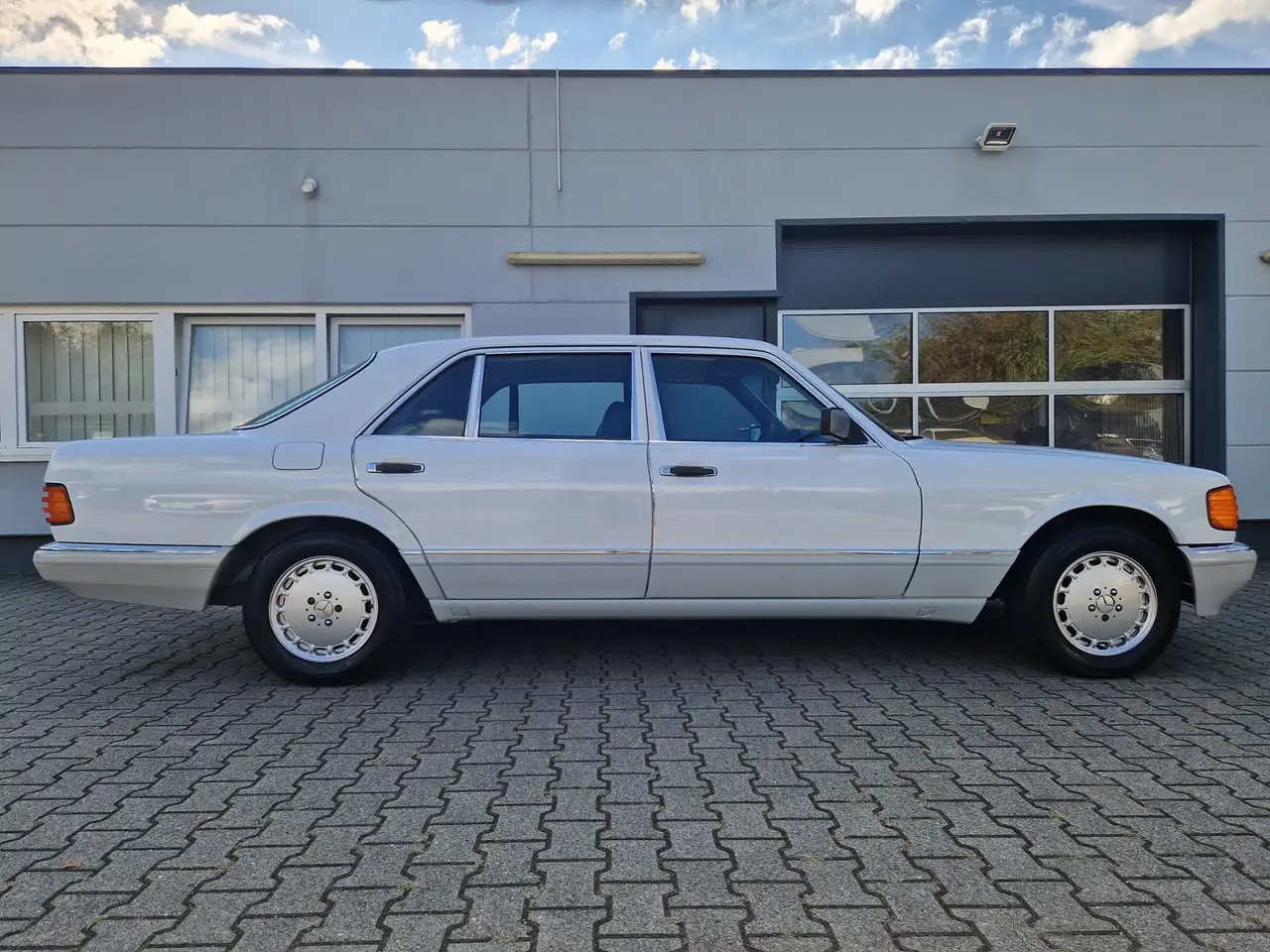 Mercedes-Benz 560 SEL V8 W126 H-Zulassung, foto 7