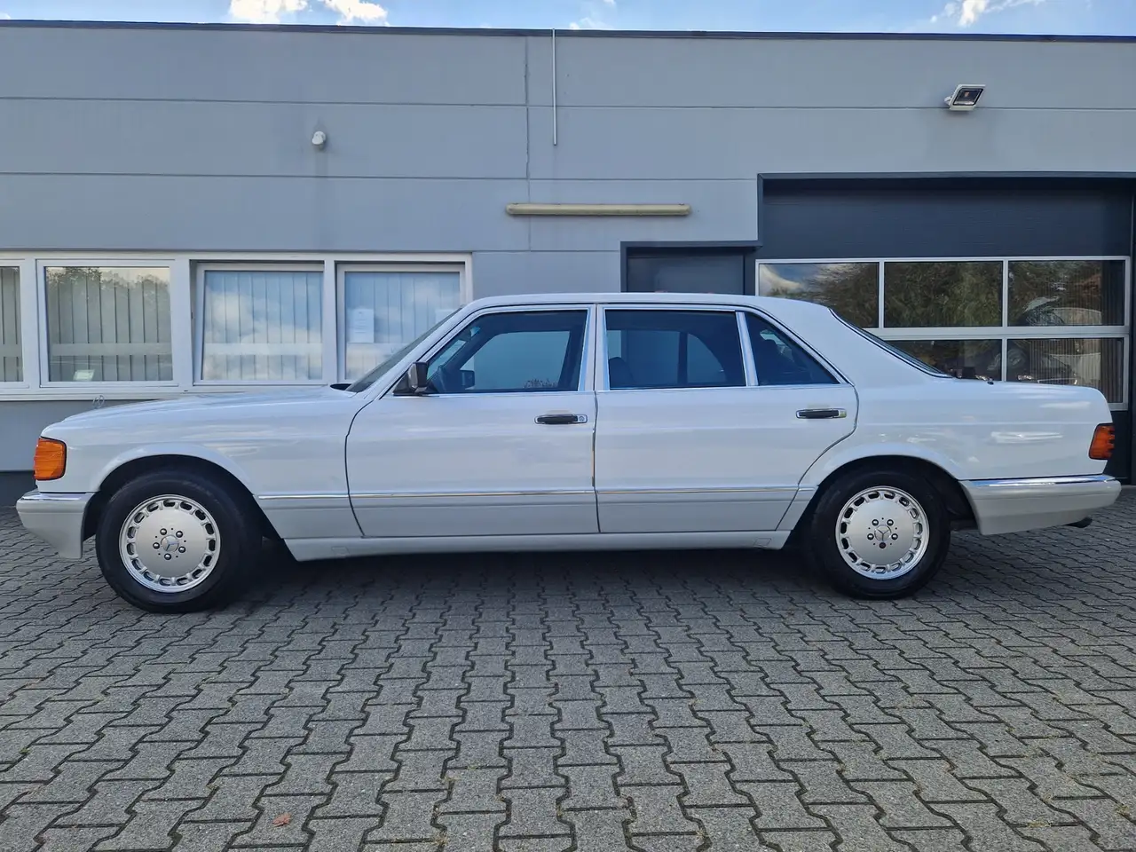 Mercedes-Benz 560 SEL V8 W126 H-Zulassung, foto 3