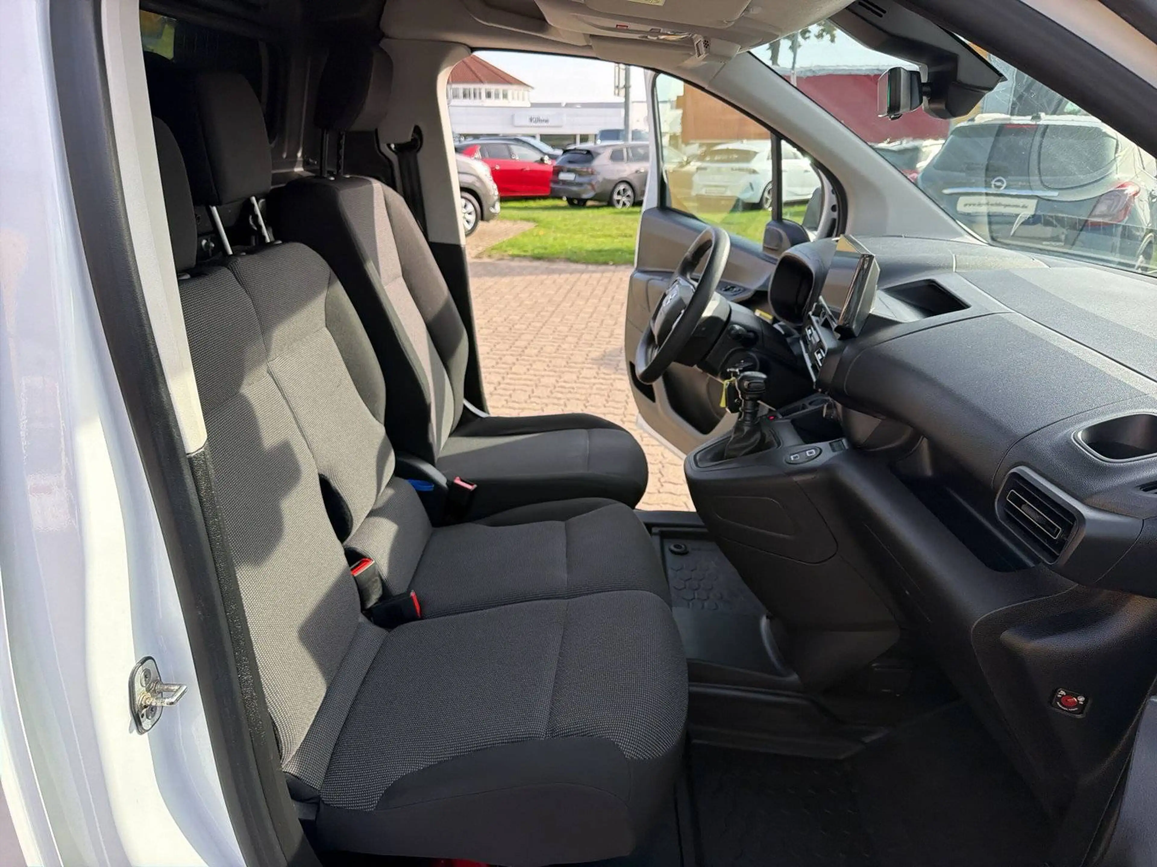 Opel Combo Basis — photo 12