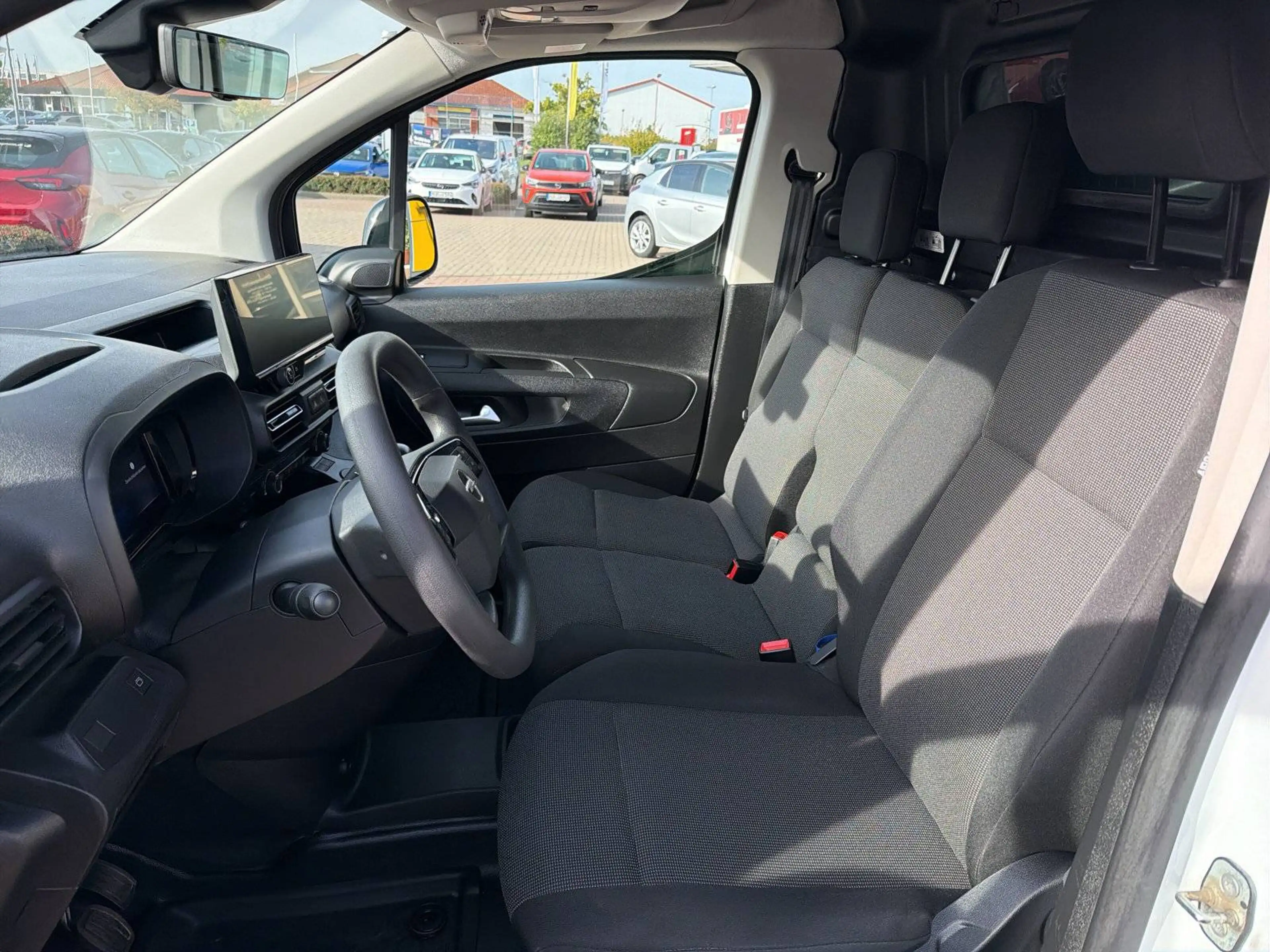 Opel Combo Basis — photo 13