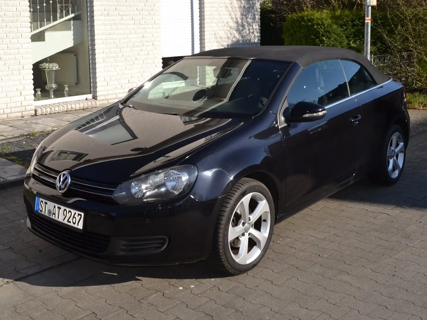 Volkswagen Golf Cabriolet Golf Cabrio 1.2 TSI BlueMotion Technology Exclusiv Negru - 1