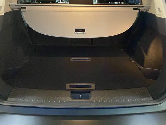 Nissan X-Trail view 10