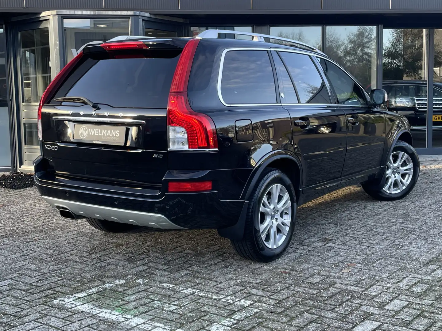 Volvo XC90 3.2 AWD Executive 7p | Schuifdak l 1e eigenaar Чорний - 2