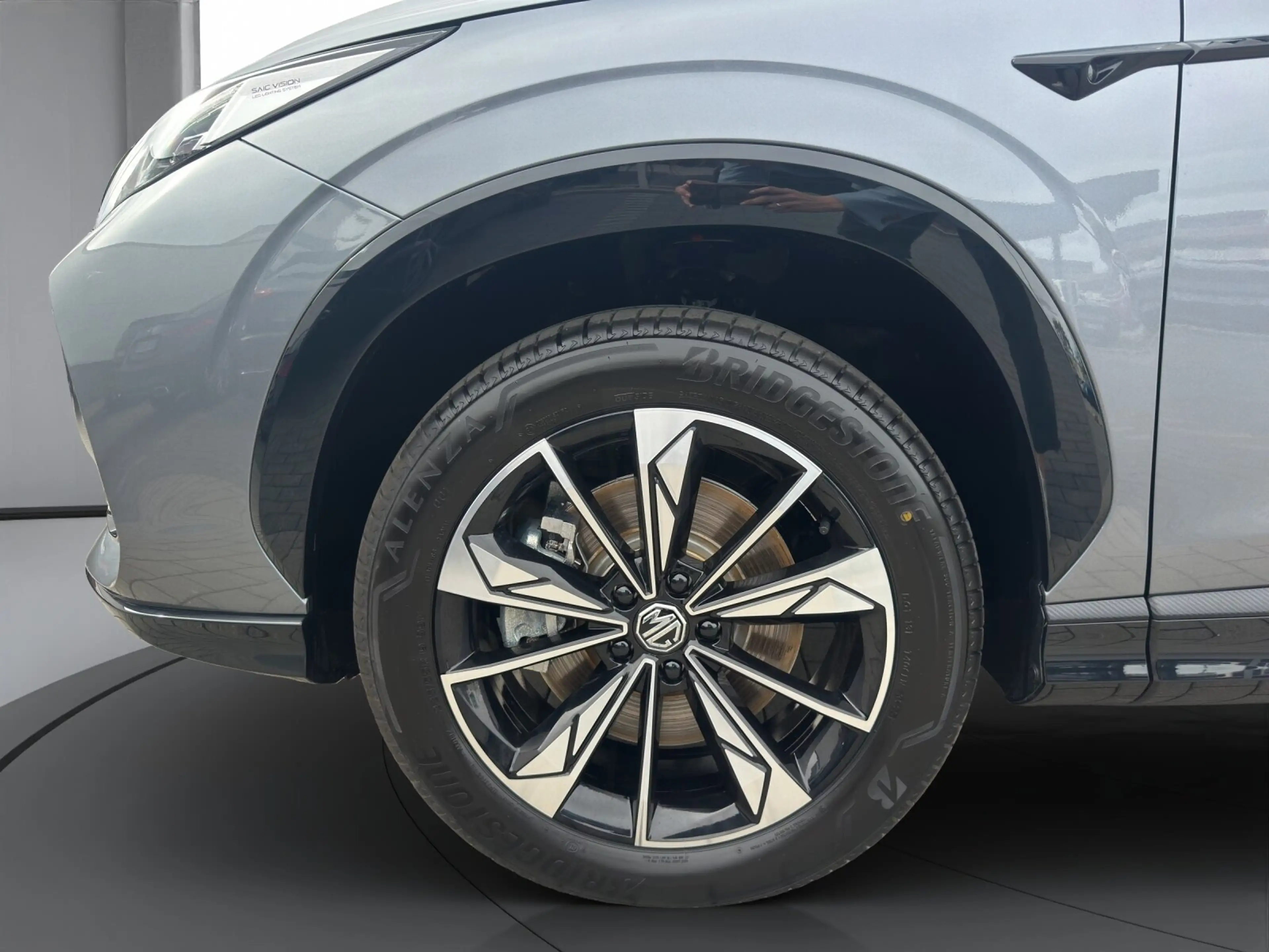 MG HS HS HEV Luxury MY25.5 — photo 13