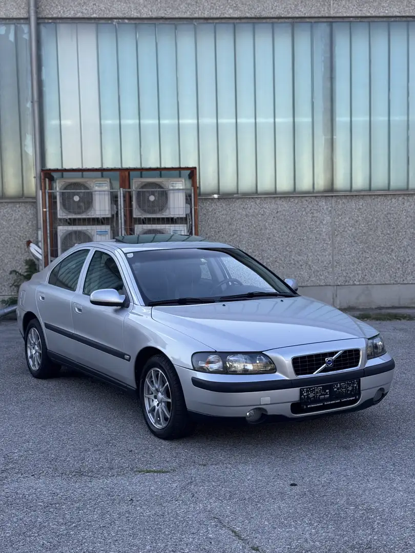 Volvo S60 2,4D - 1