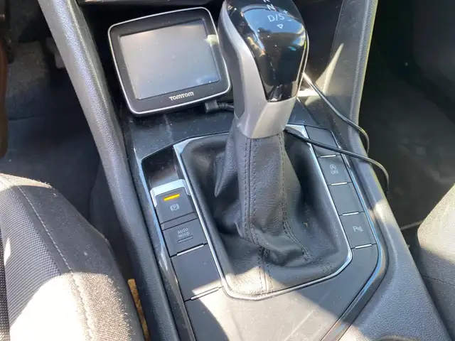 Volkswagen Tiguan view 19