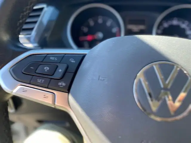 Volkswagen Tiguan view 20