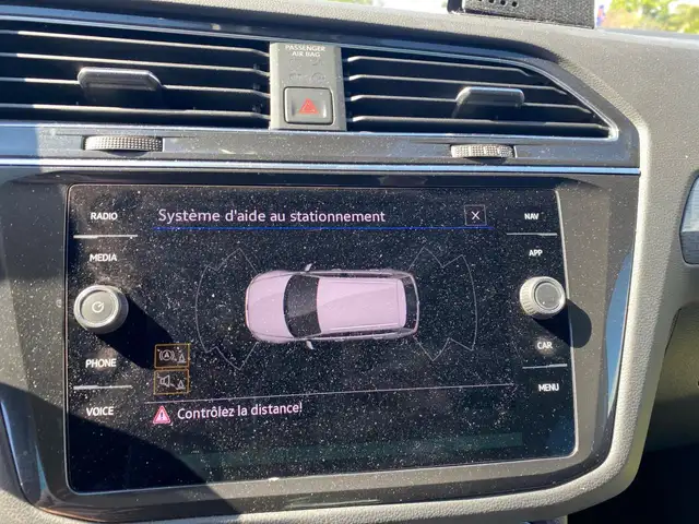 Volkswagen Tiguan view 13