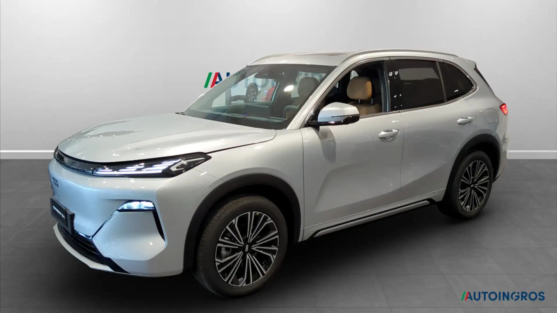 Geely Starray EM-i Starray EM-i 1.5 phev Launch Edition auto Gris - 1