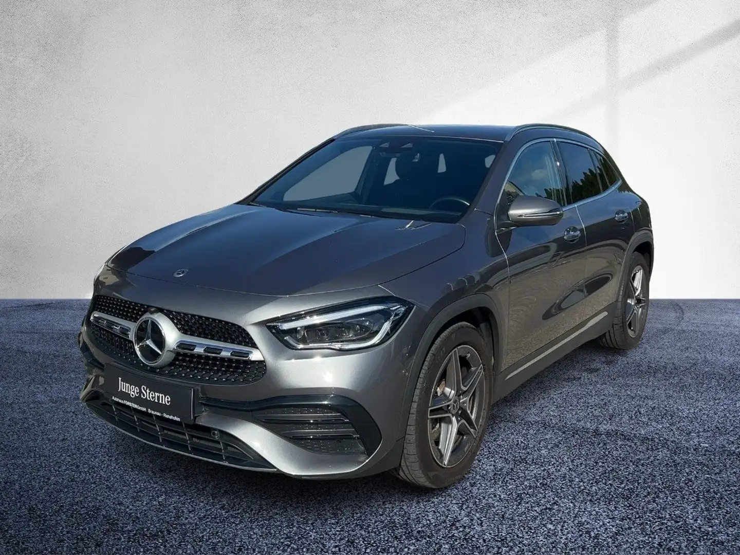 Mercedes-Benz GLA 200 d 4MATIC AMG Line RKam Klima Shz Ambi Grau - 2