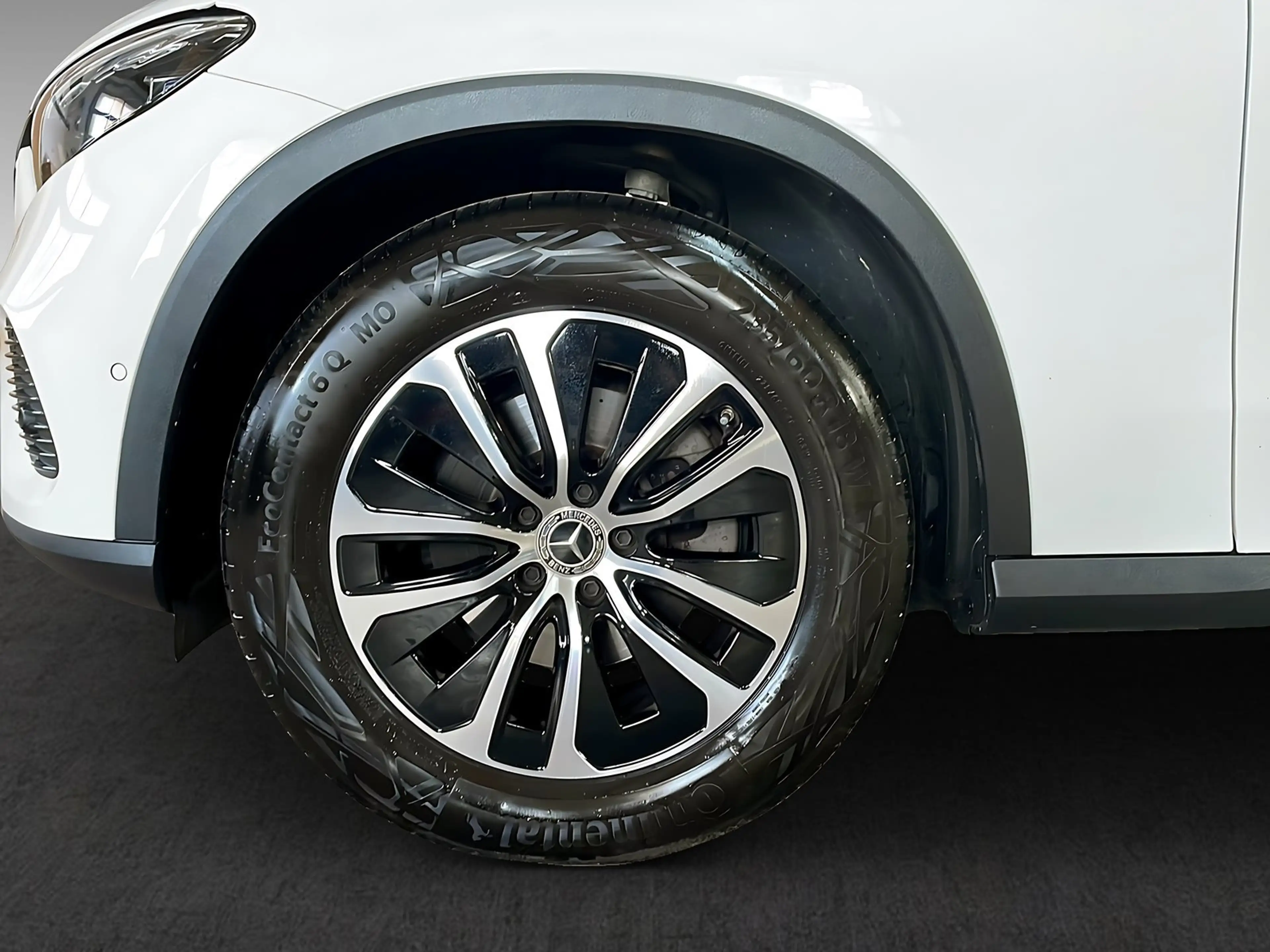 Mercedes-Benz GLC 220 d 4M AVANTGARDE+DIGITAL+DISTRO+AHK+360° — photo 4