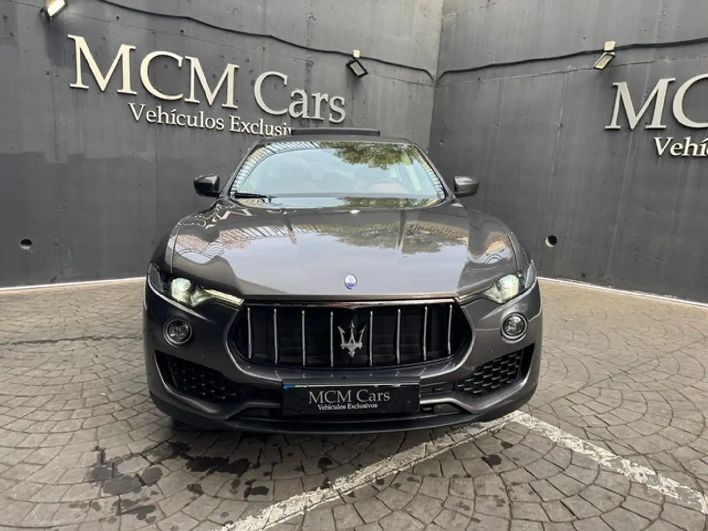 Maserati Levante 430 S Aut. Gris - 2