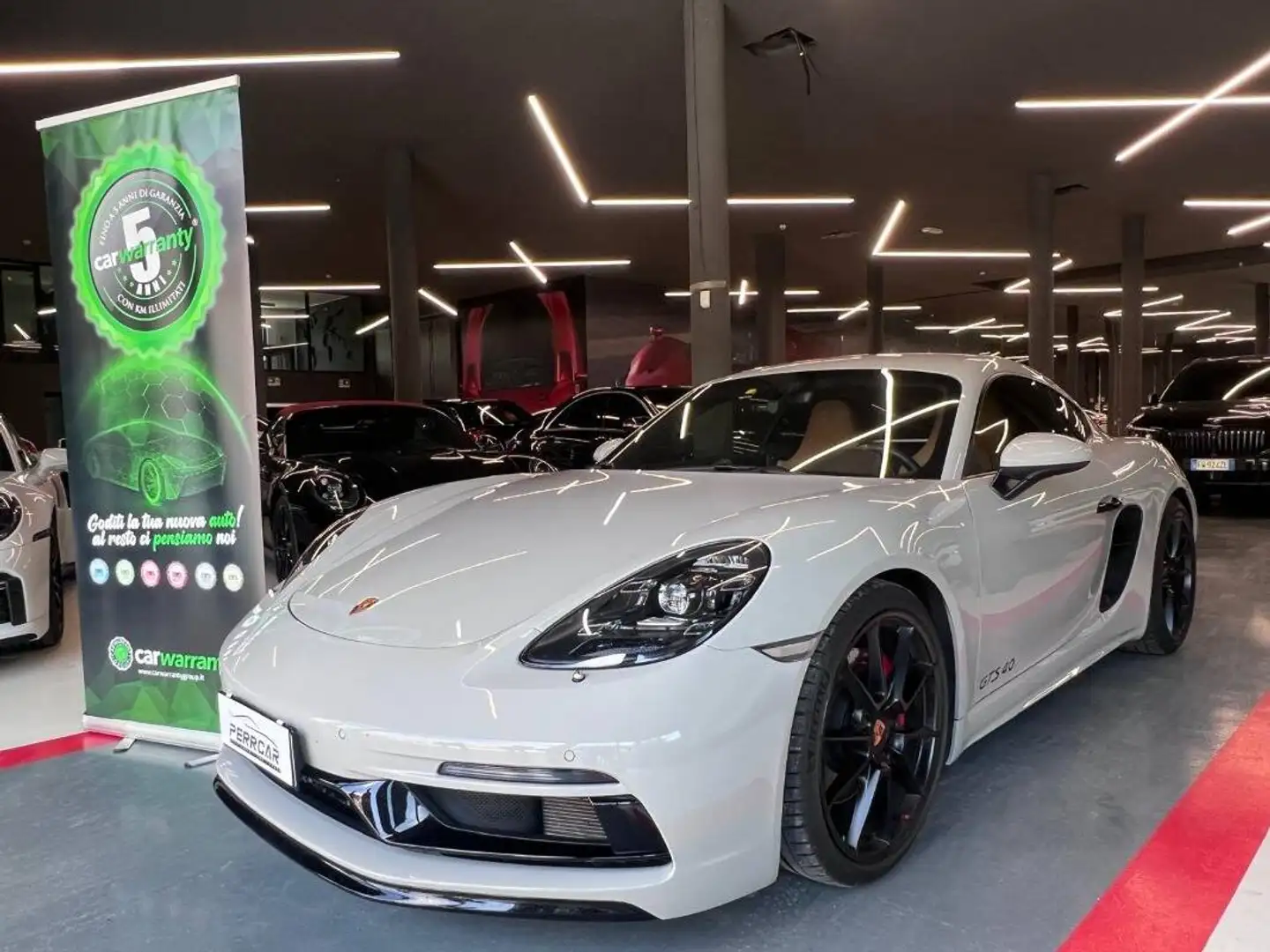 Porsche Cayman 4.0 GTS pdk - 1