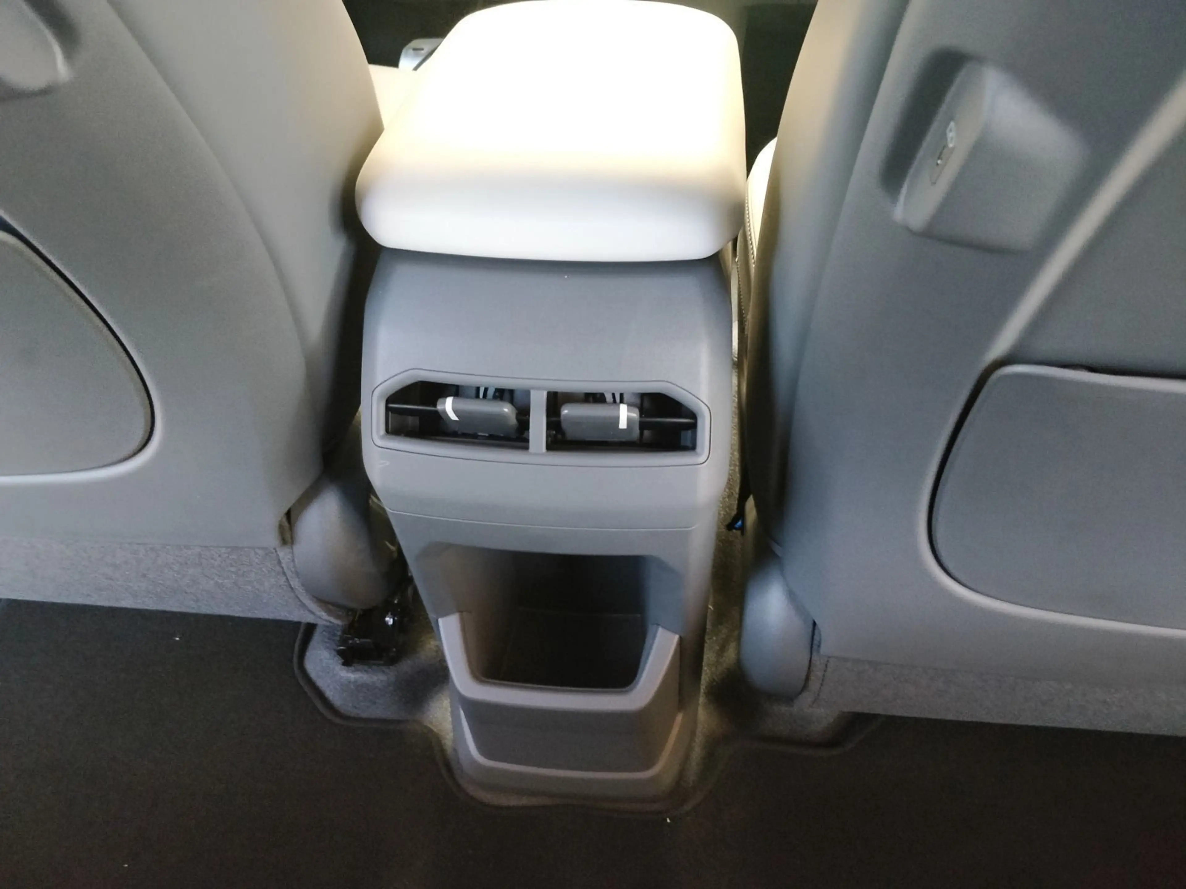 Kia EV3 81.4 GTL Sofort verfügbar HEAD-UP 360° NAVI — photo 12