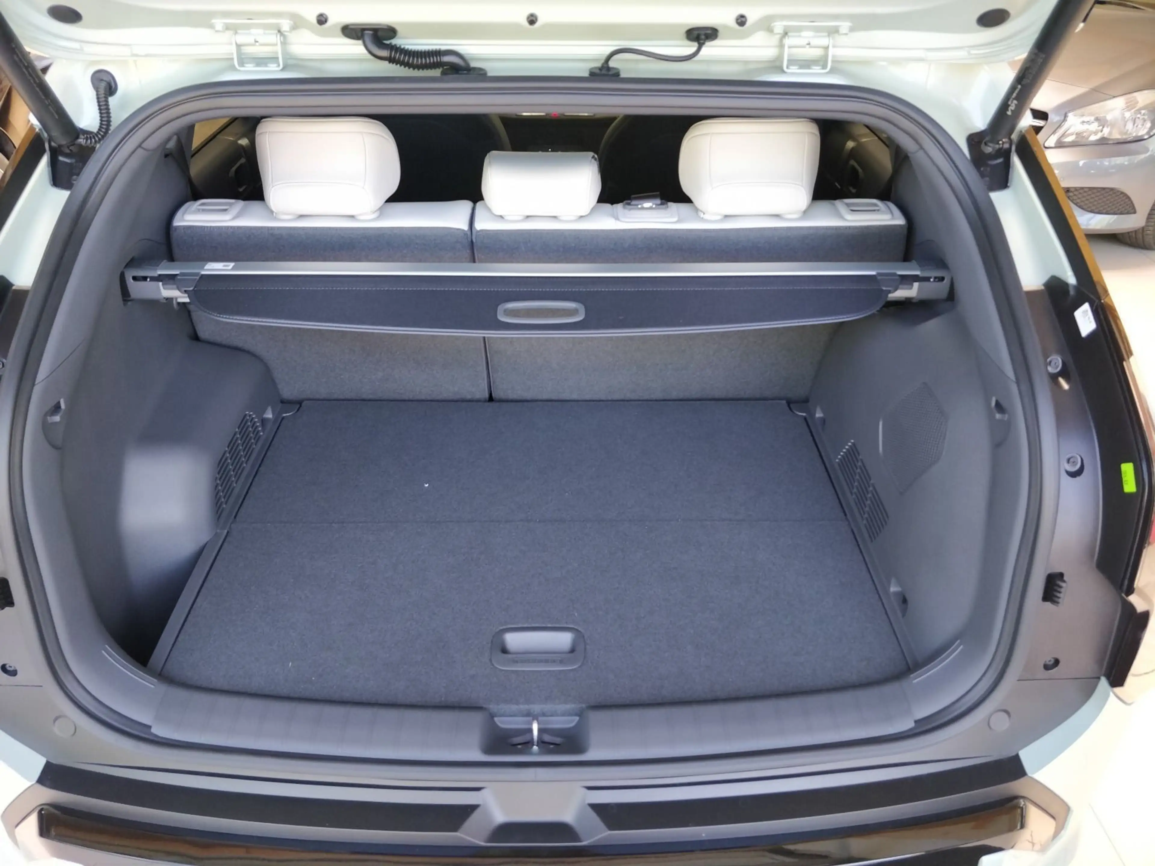 Kia EV3 81.4 GTL Sofort verfügbar HEAD-UP 360° NAVI — photo 6