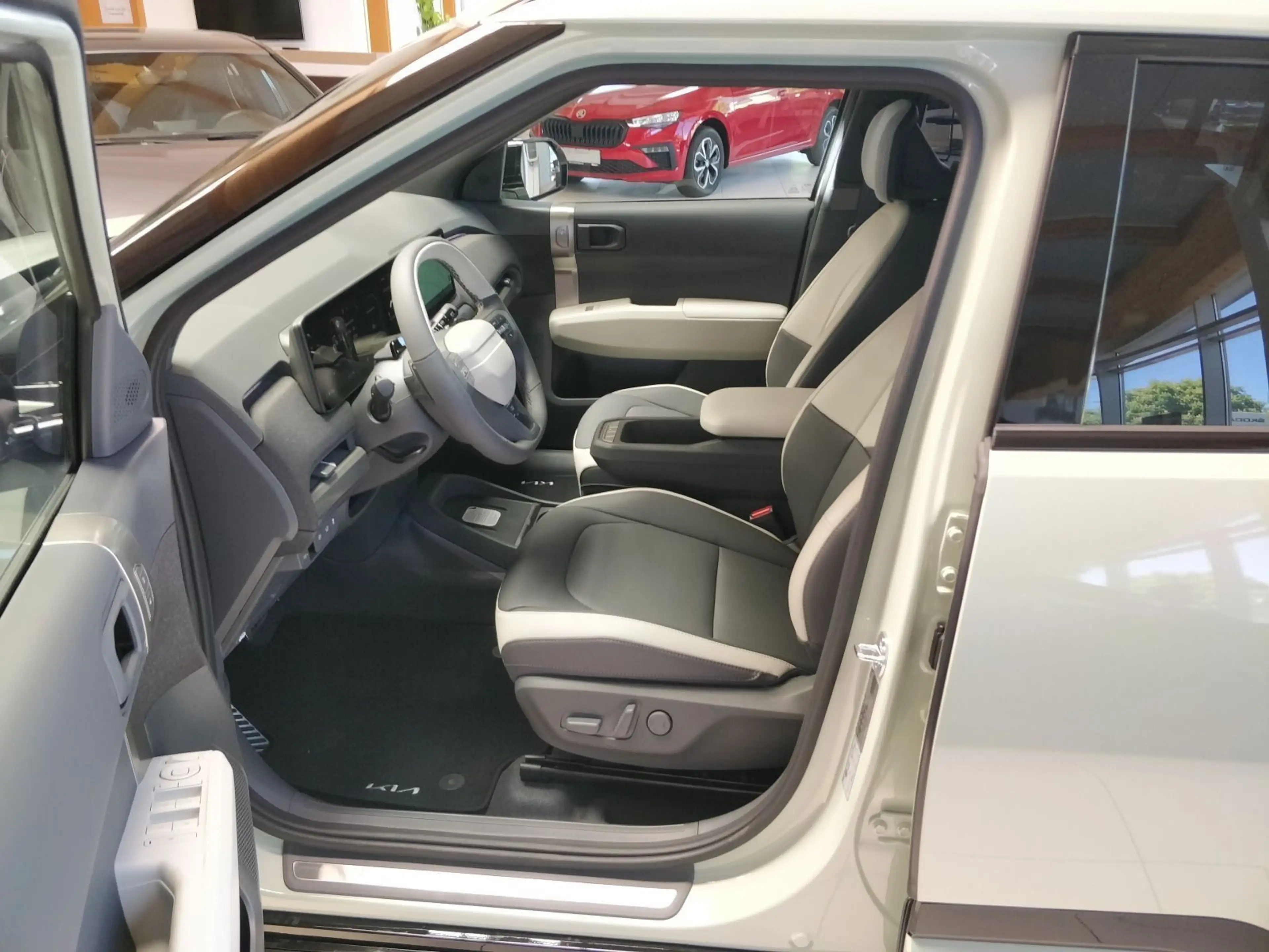 Kia EV3 81.4 GTL Sofort verfügbar HEAD-UP 360° NAVI — photo 8