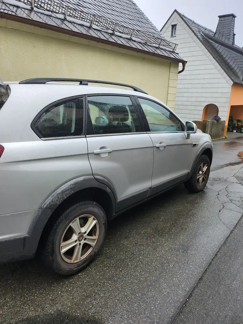 Chevrolet Captiva Captiva 2.2 Diesel 2WD Travel Edition Ezüst - 2