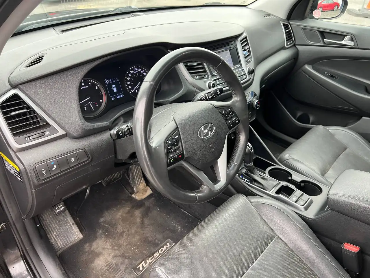 Hyundai TUCSON снимка Hyundai TUCSON