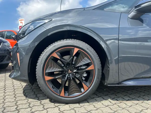 Cupra Born view 13