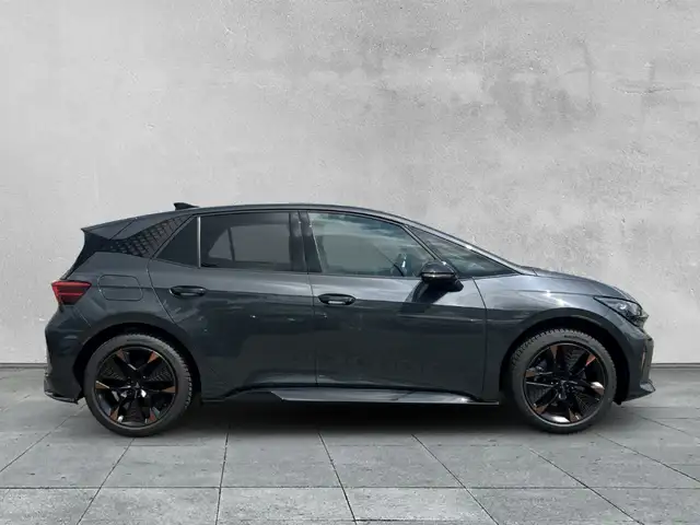 Cupra Born view 6