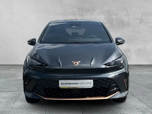 Cupra Born view 8
