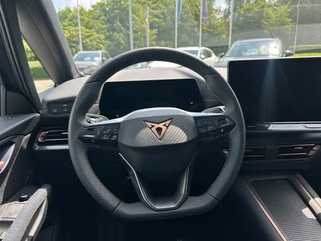 Cupra Born view 15