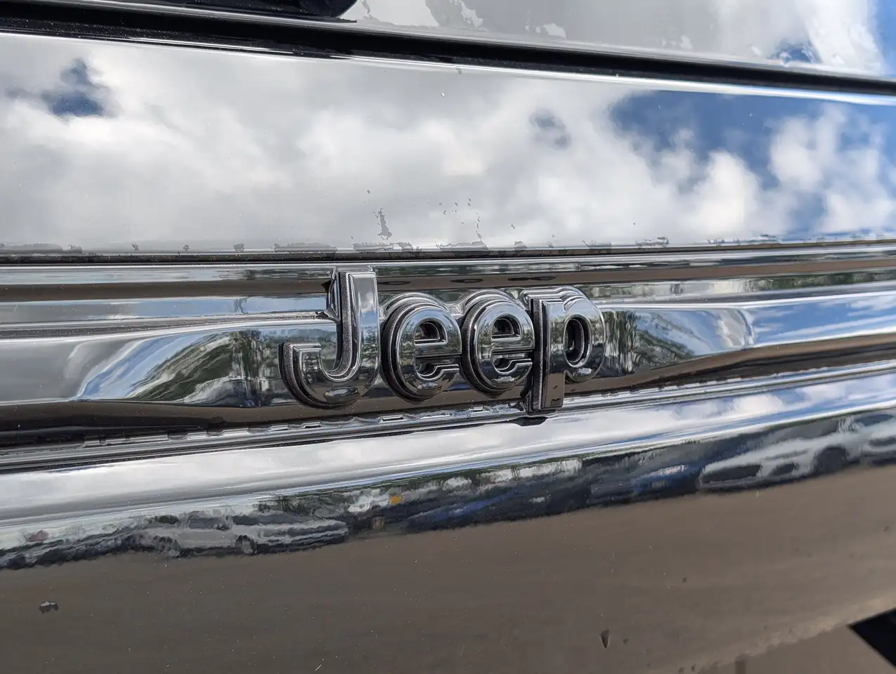 Jeep Grand Cherokee снимка Jeep Grand Cherokee