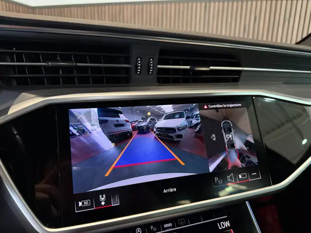 Audi A6 view 19