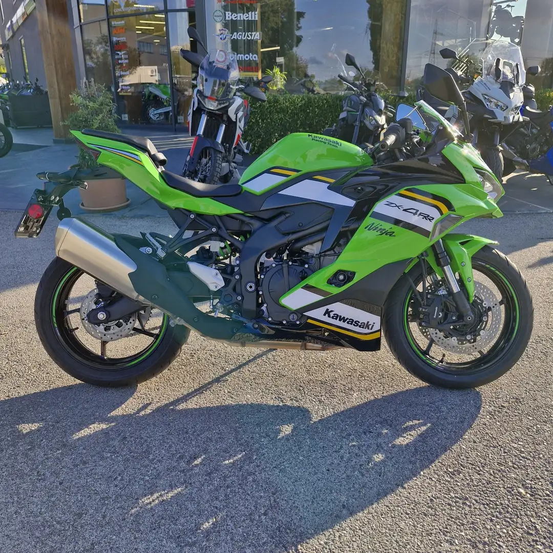 Kawasaki Ninja ZX-4RR RR | FT60111 - 2