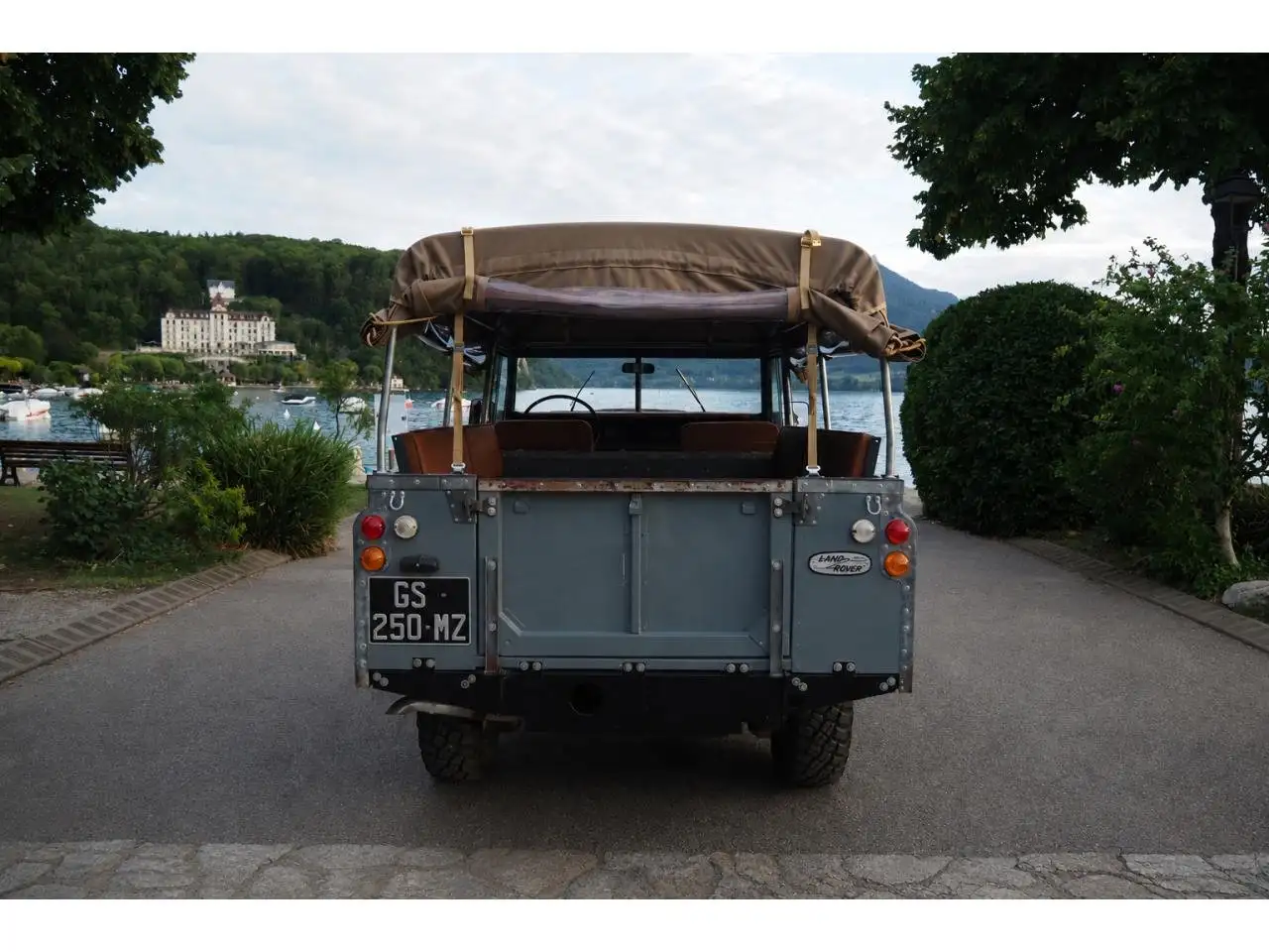 Land Rover Series SERIE III Magnifique V8 Stage One / Beach Car / Sellerie neuve / Marshall Cubby Box, foto 6
