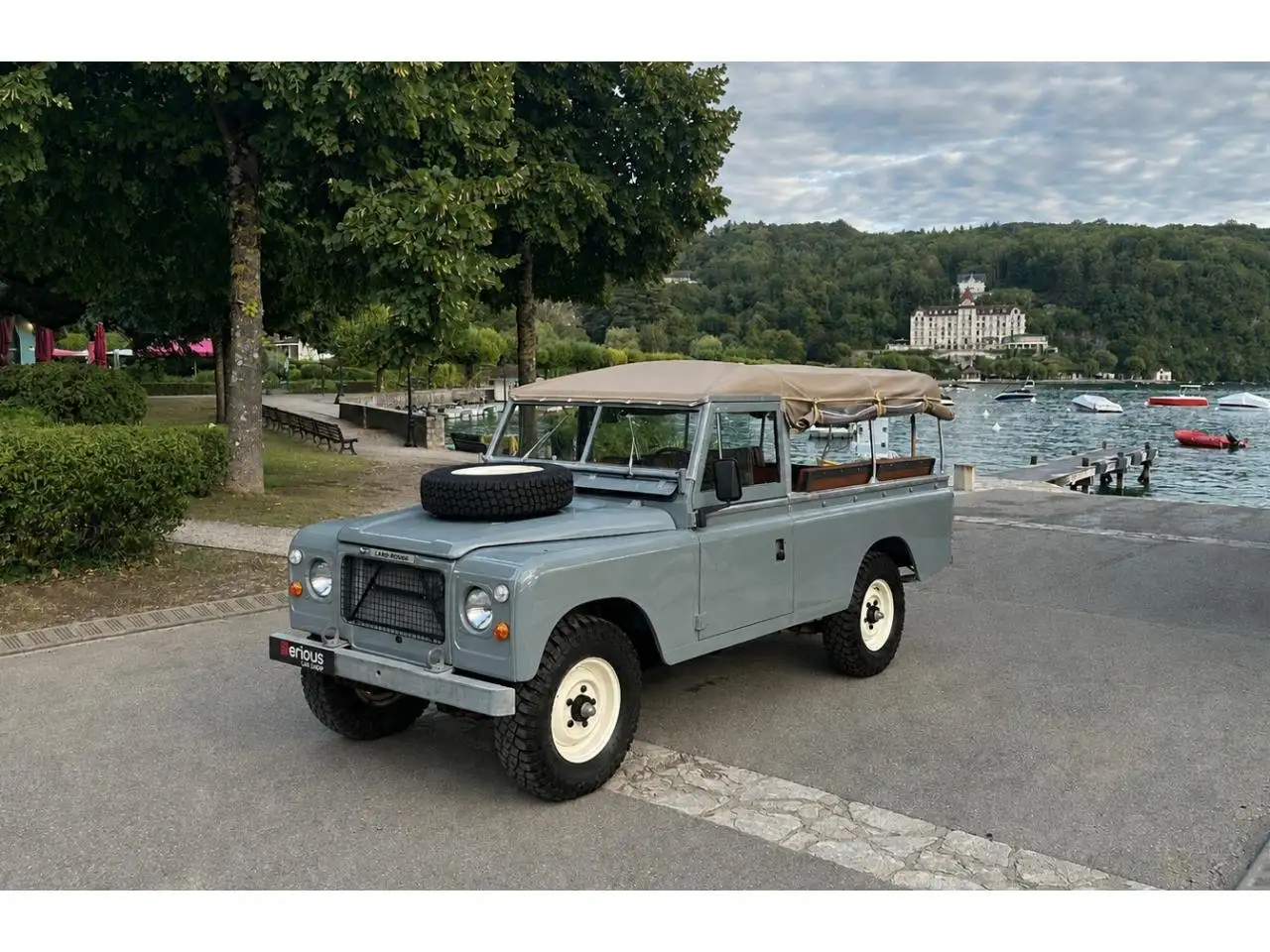 Land Rover Series SERIE III Magnifique V8 Stage One / Beach Car / Sellerie neuve / Marshall Cubby Box, foto 1