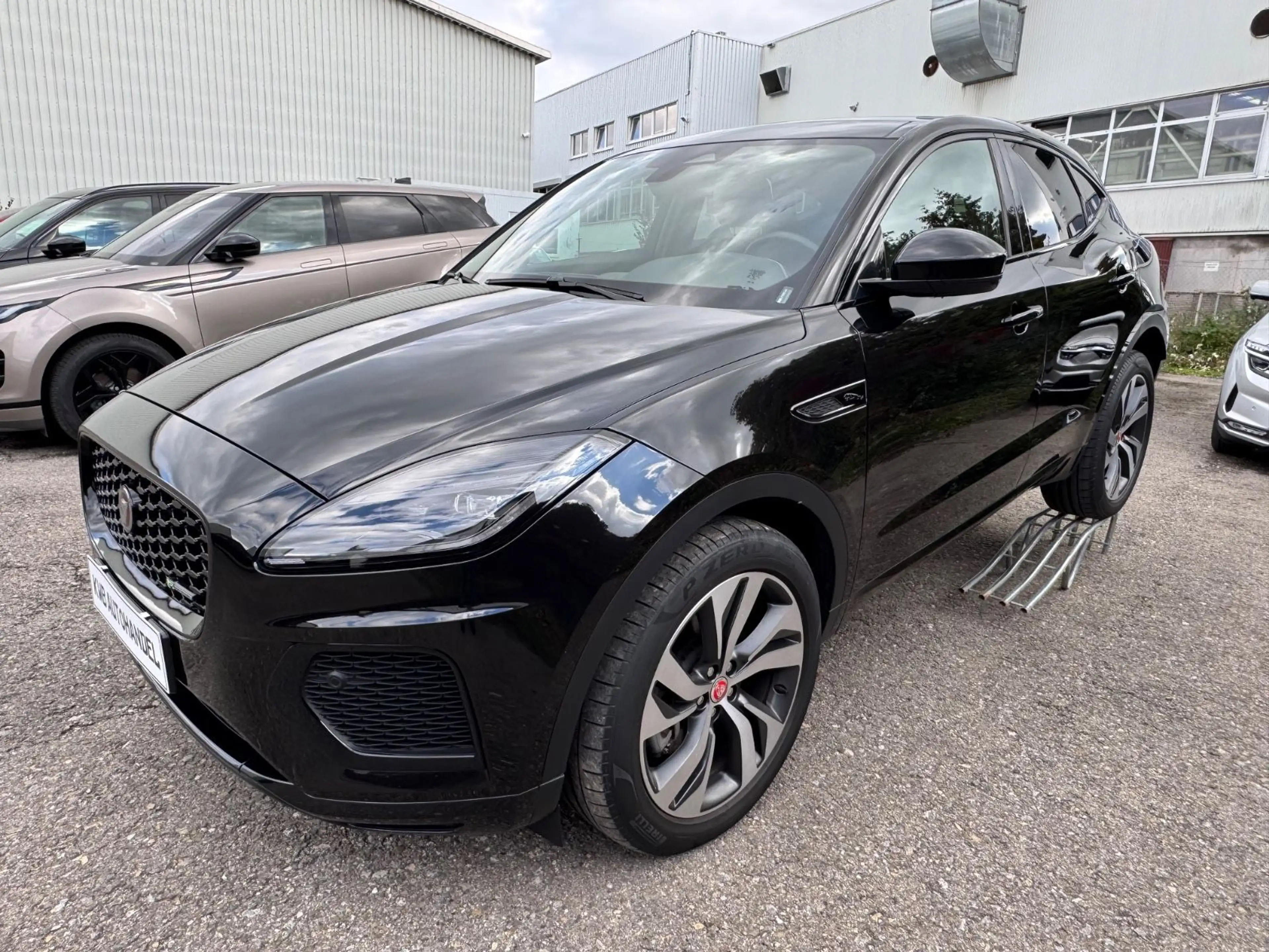 Jaguar E-Pace E-PACE R-Dynamic HSE AWD Panorama