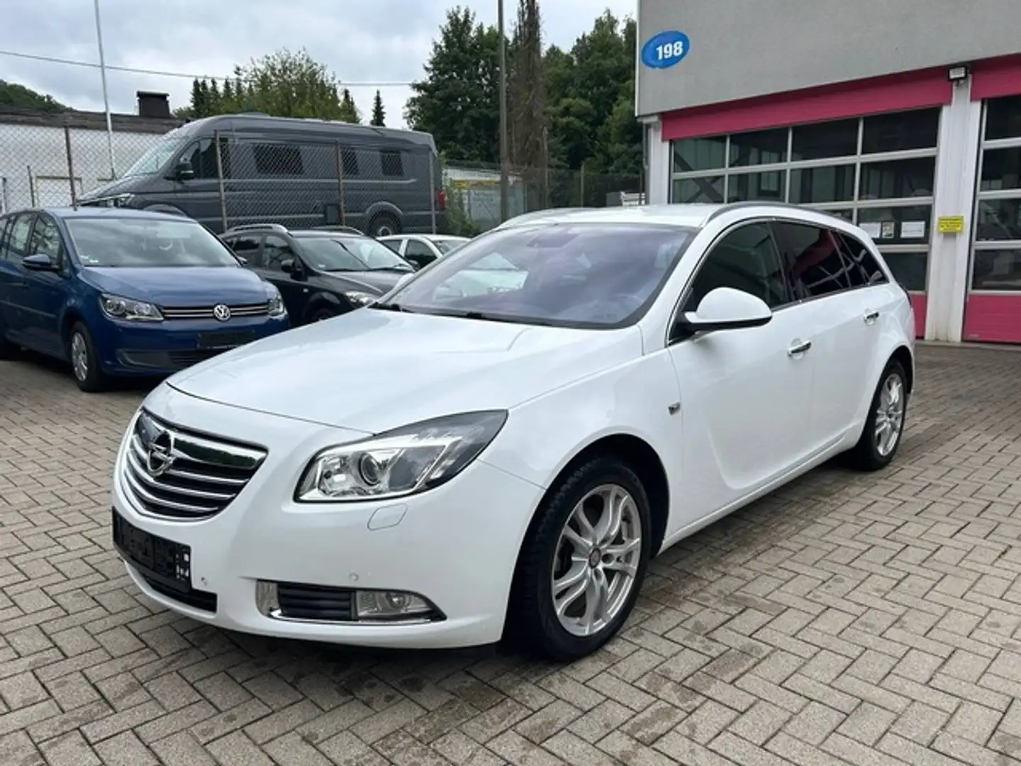 Opel Insignia Sports Tourer 2.0 CDTI Innovation 96kW Weiß - 1