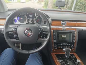 3.0 V6 TDI DPF 4MOTION langer Radstand Aut (5 Sitz