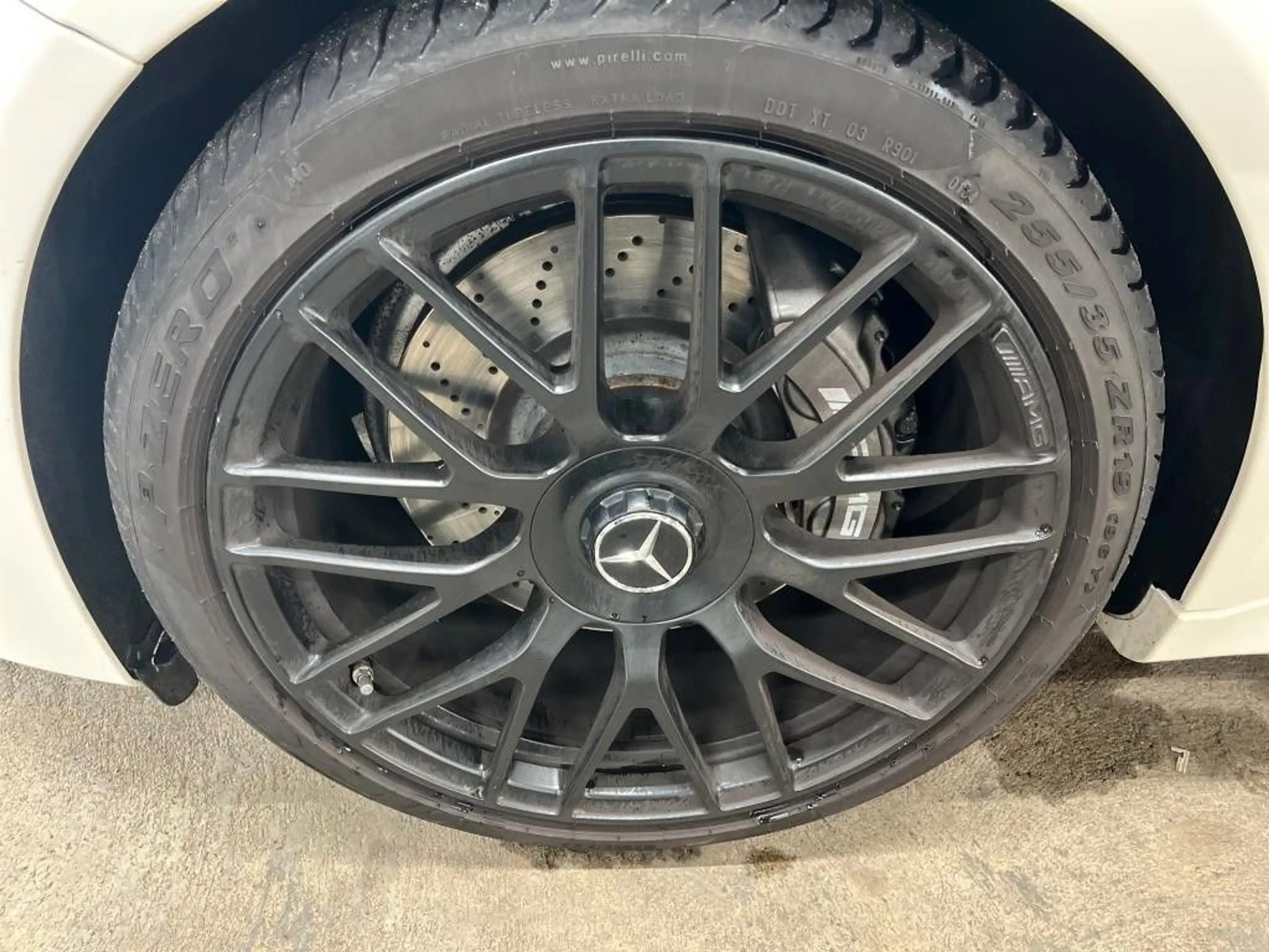 Mercedes-Benz C 63 AMG Cabrio | Burmester | HUD | Navi | LED — photo 10