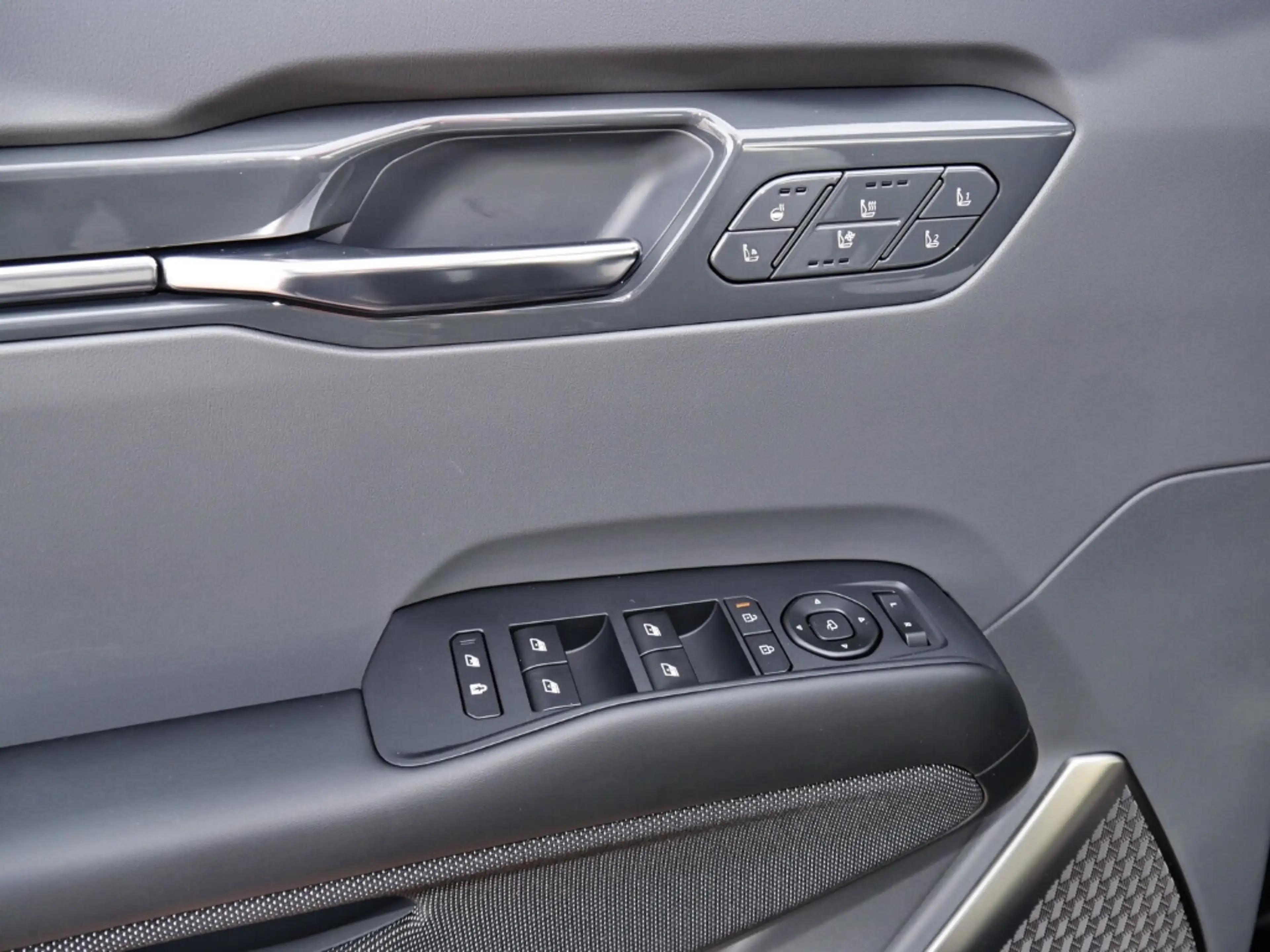 Kia EV9 GT-Line AWD *AHZV* 7S Glasdach 360° Massage ACC — photo 12