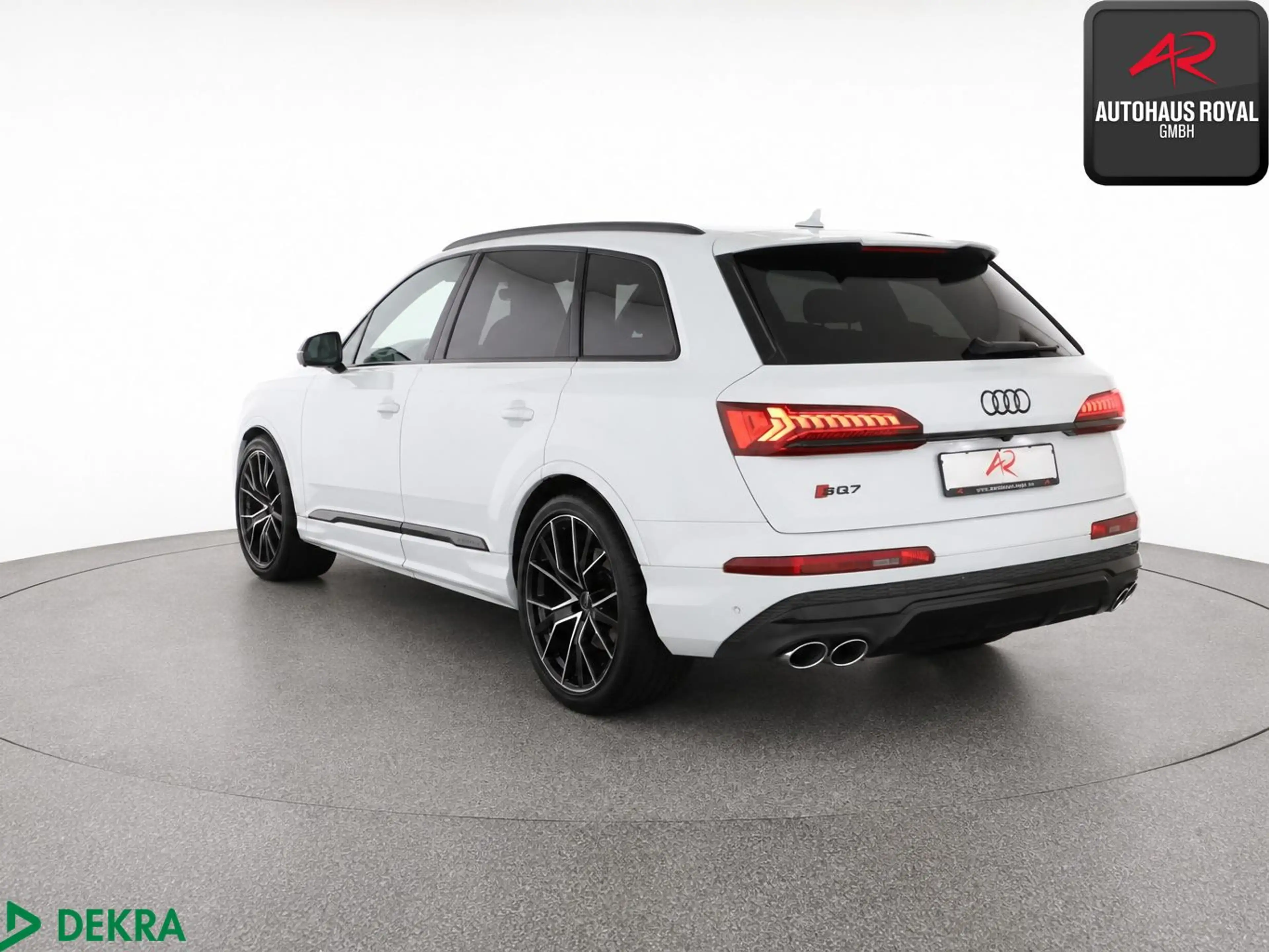 Audi SQ7 4.0 TDI qu 7 SITZE NACHTSICHT,LASER,360°,HUD — photo 3