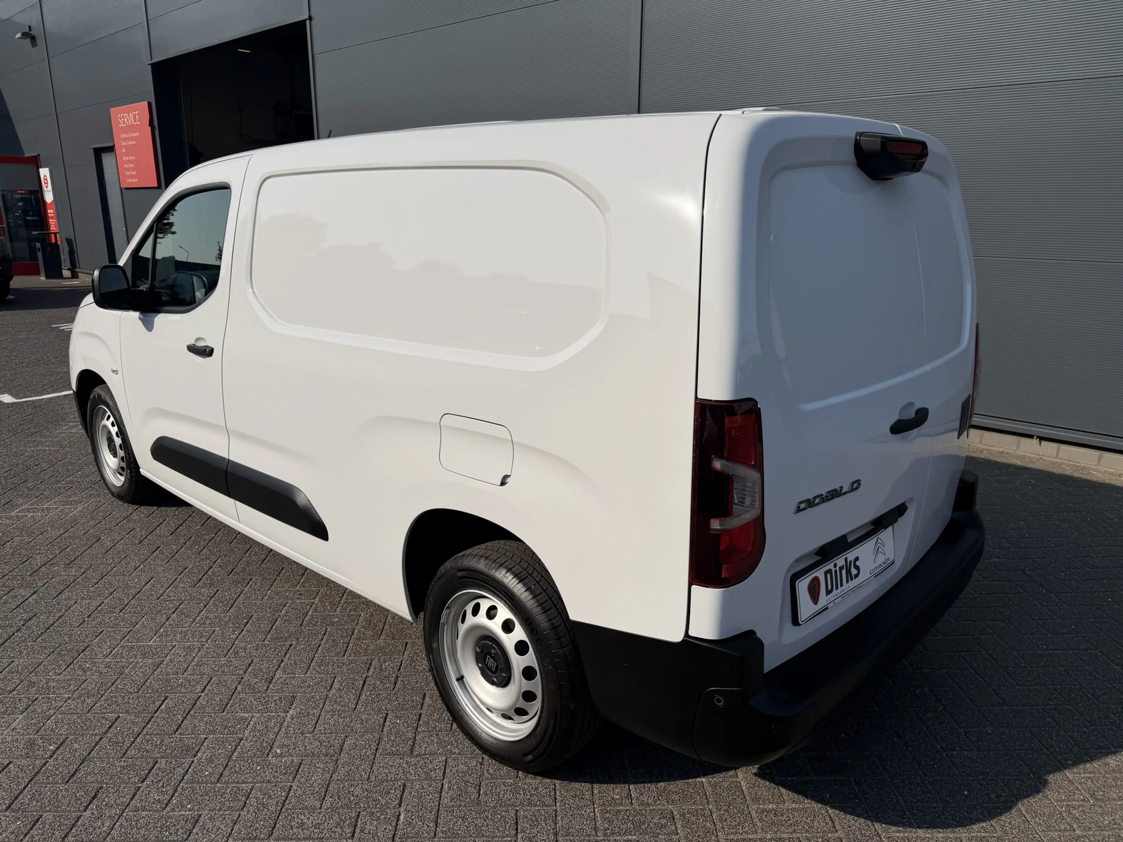 Fiat Doblo 100pk L2 1000kg (Laadruimte betimmering - Camera - — photo 4