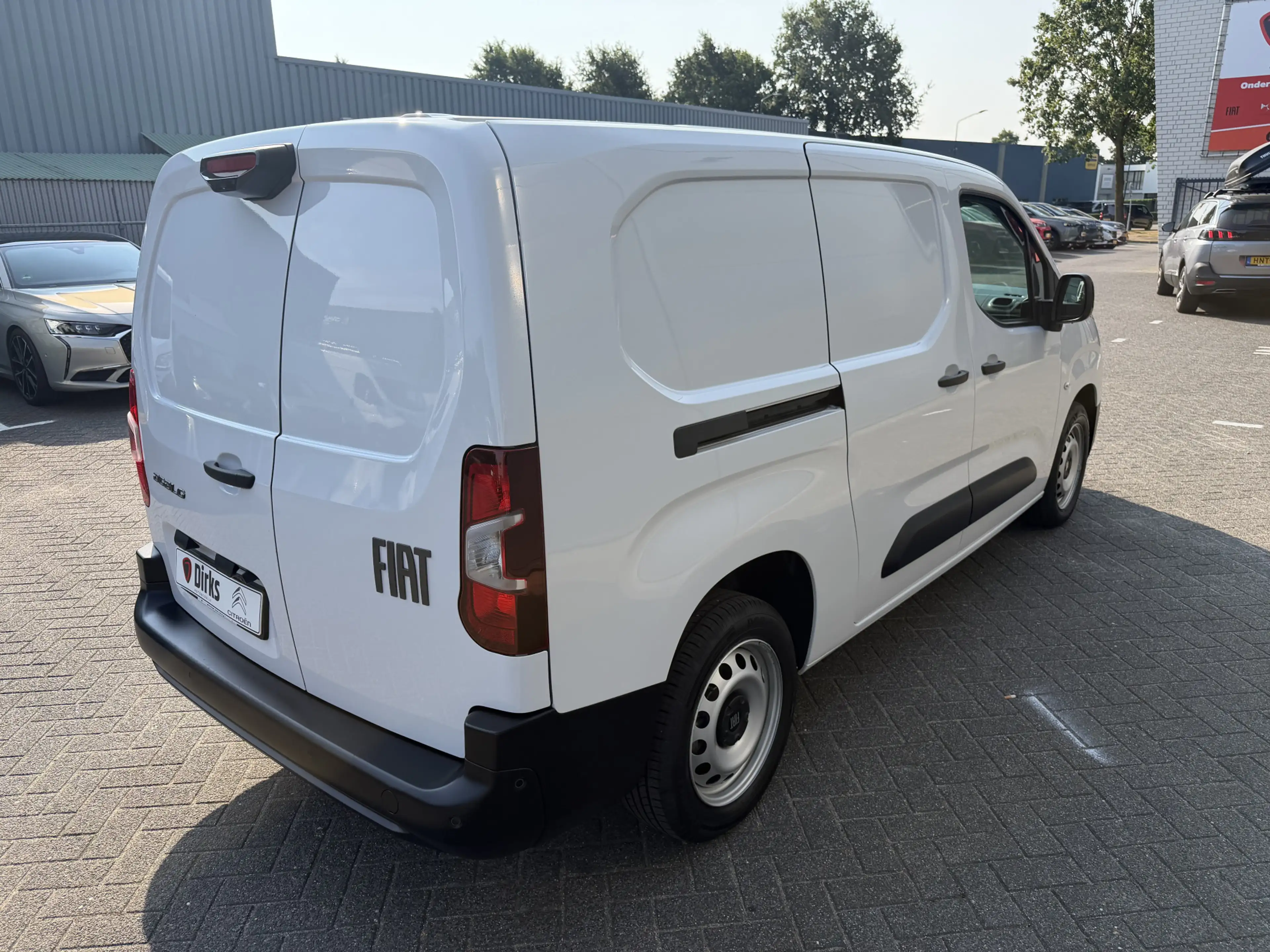 Fiat Doblo 100pk L2 1000kg (Laadruimte betimmering - Camera - — photo 6