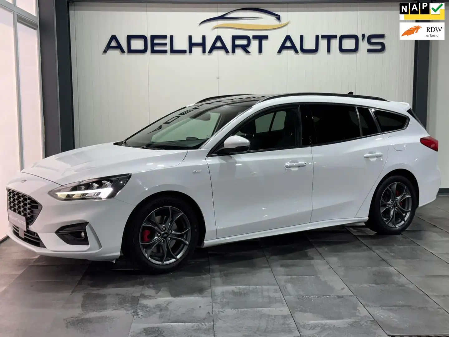 Ford Focus Wagon 1.0 EcoBoost Hybrid ST Line / Panorama dak / Bianco - 1