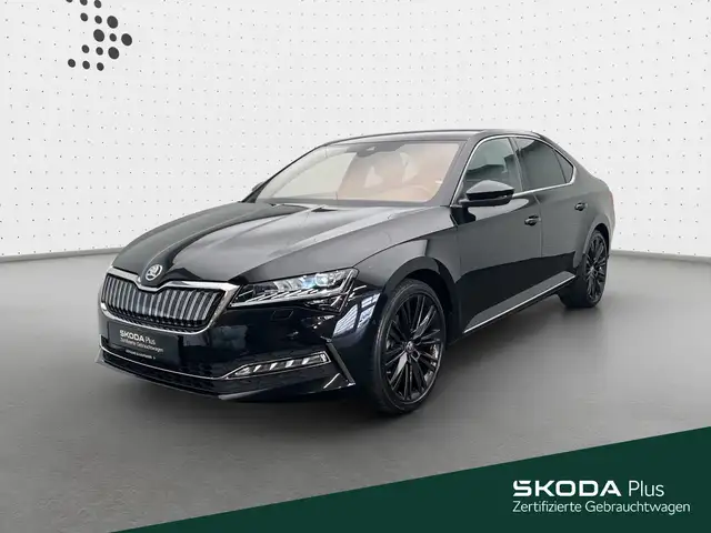 Skoda Superb iV L&K *Std.Hzg*NAVI*AHK*PDC*LED*SHZ*
