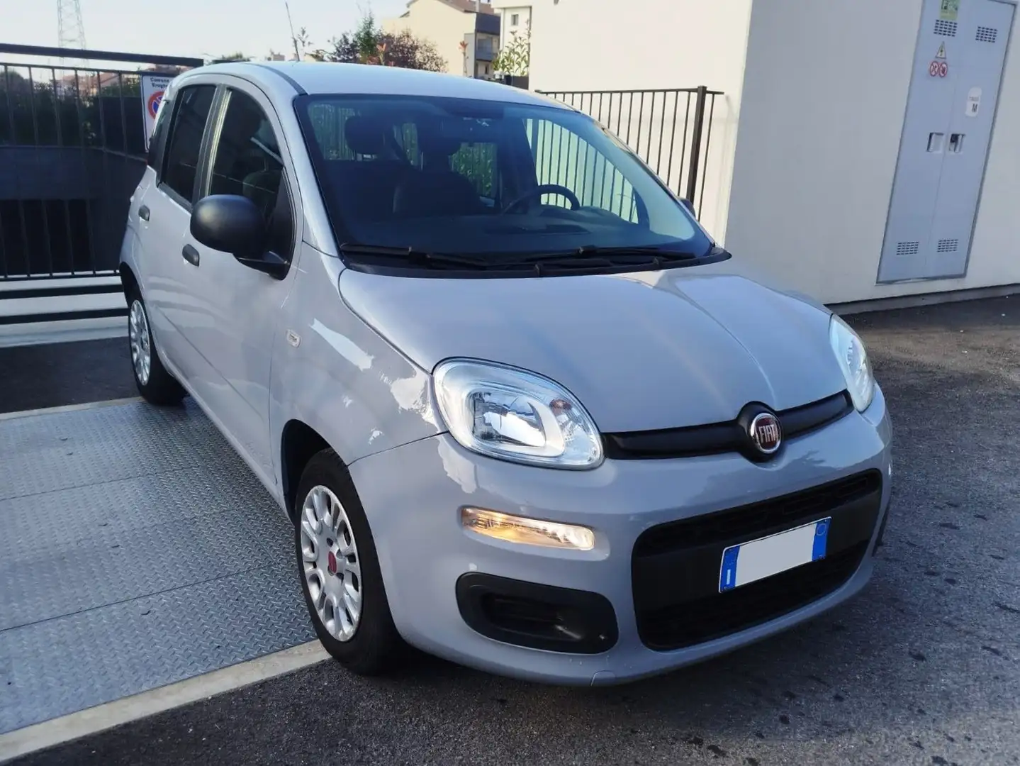 Fiat Panda 1.2 Lounge *UNIPROPRIETARIO* Gris - 1