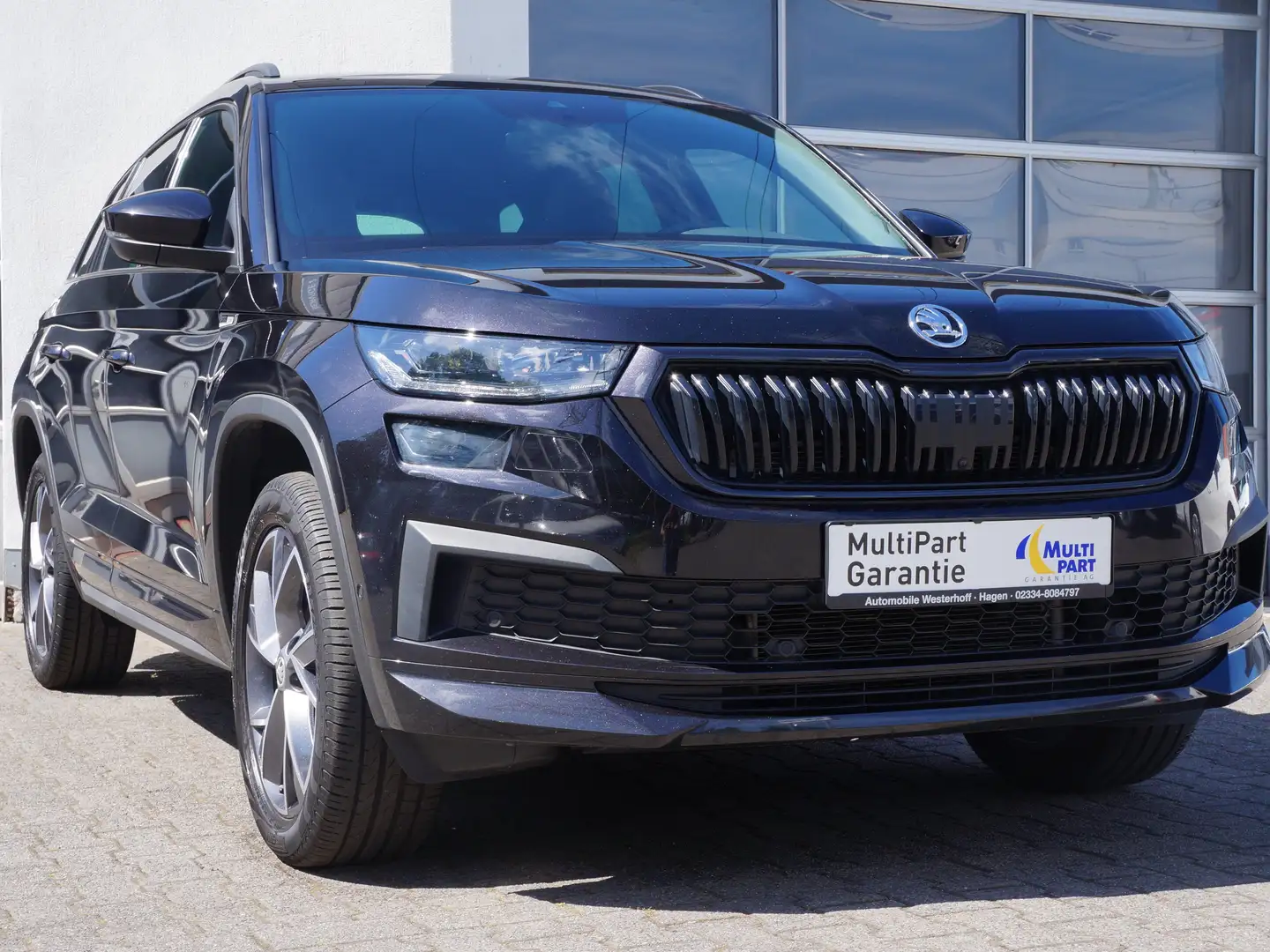 Skoda Kodiaq Sportline 4x4*DSG*LED*PDC*360°KAMERA*AHK* Noir - 1