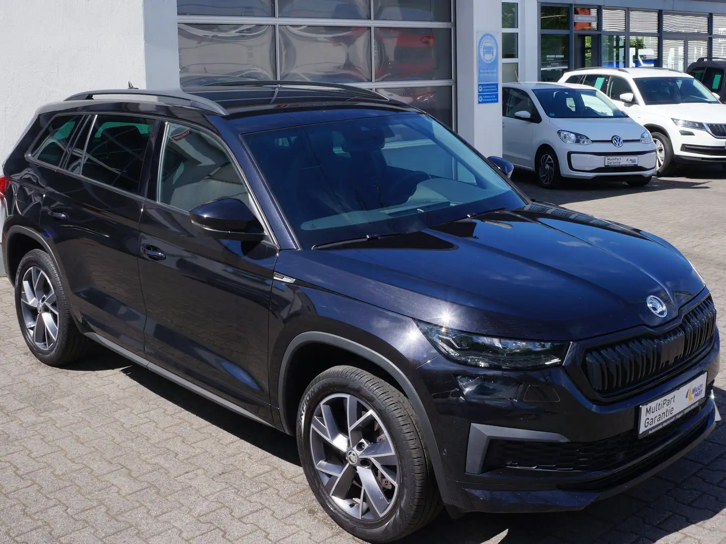 Skoda Kodiaq Sportline 4x4*DSG*LED*PDC*360°KAMERA*AHK* Noir - 2