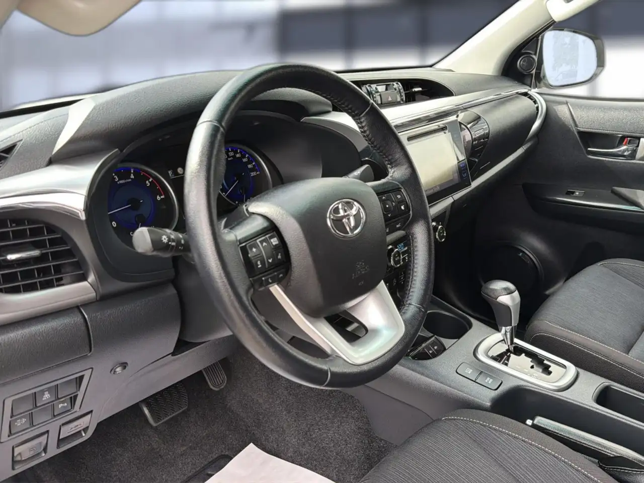 Toyota Hilux Double Cab Comfort 4x4+LED+NAVI+AHK+1.HAND, миниатюра 8