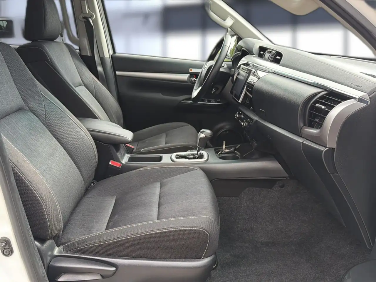 Toyota Hilux Double Cab Comfort 4x4+LED+NAVI+AHK+1.HAND, миниатюра 17