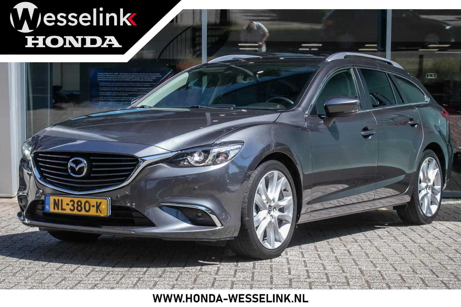 Mazda 6 Sportbreak 2.0 SkyActiv-G 165 Skylease GT Limited Grijs - 1