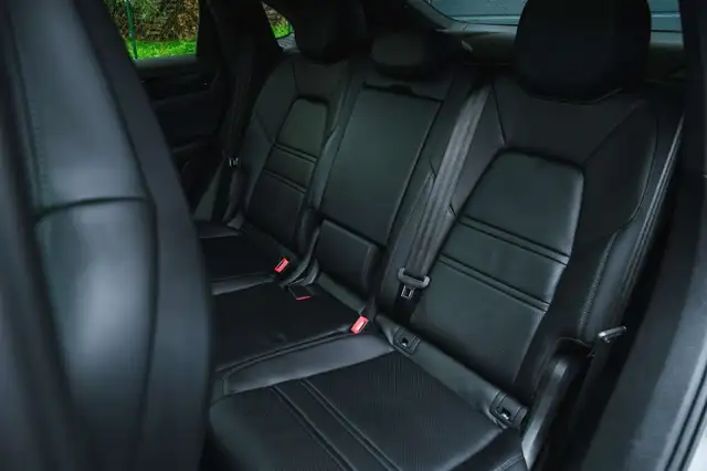 Porsche Cayenne Coupe E-Hybrid PHEV 17,9 kWh Aut./LED/AHK/LUFT/... Ansicht 18