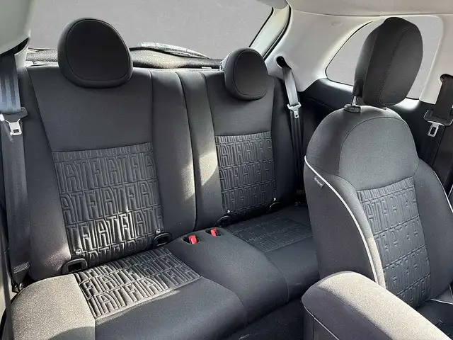 Fiat 500e view 8